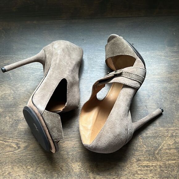 LAMB Tan Suede Strapped Open Toe Spike Heel Sz-6M - Picture 2 of 16